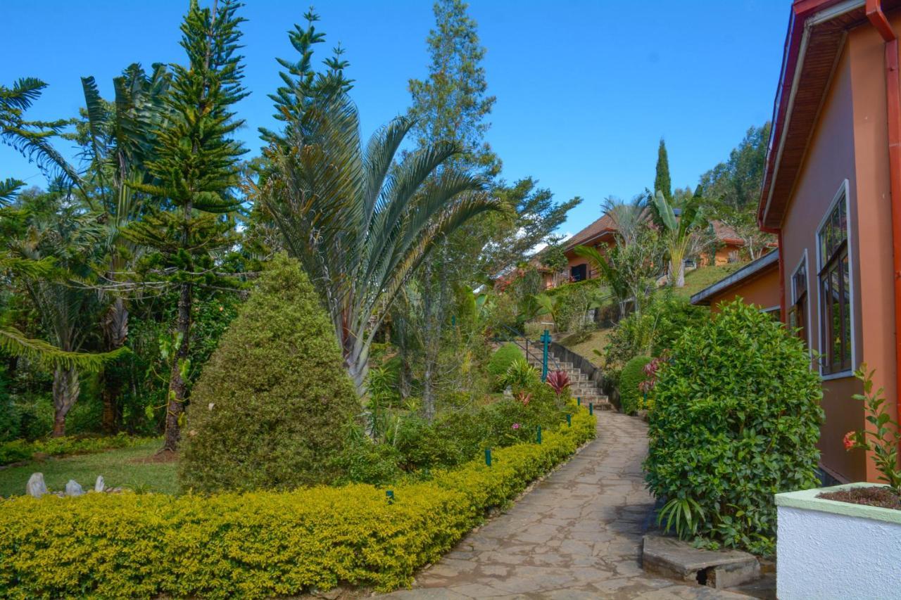 Andasibe Cyperus Hotel Moramanga Esterno foto